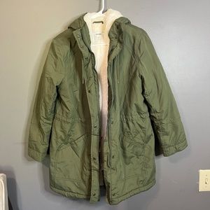 Old Navy Winter Coat w/Fur lining Small Petite